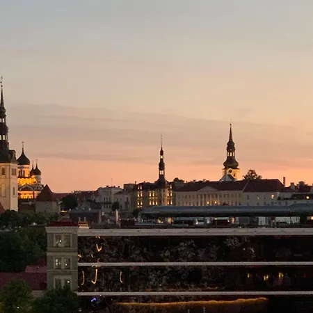 公寓 Modern In The Heart Of Comtemporary *